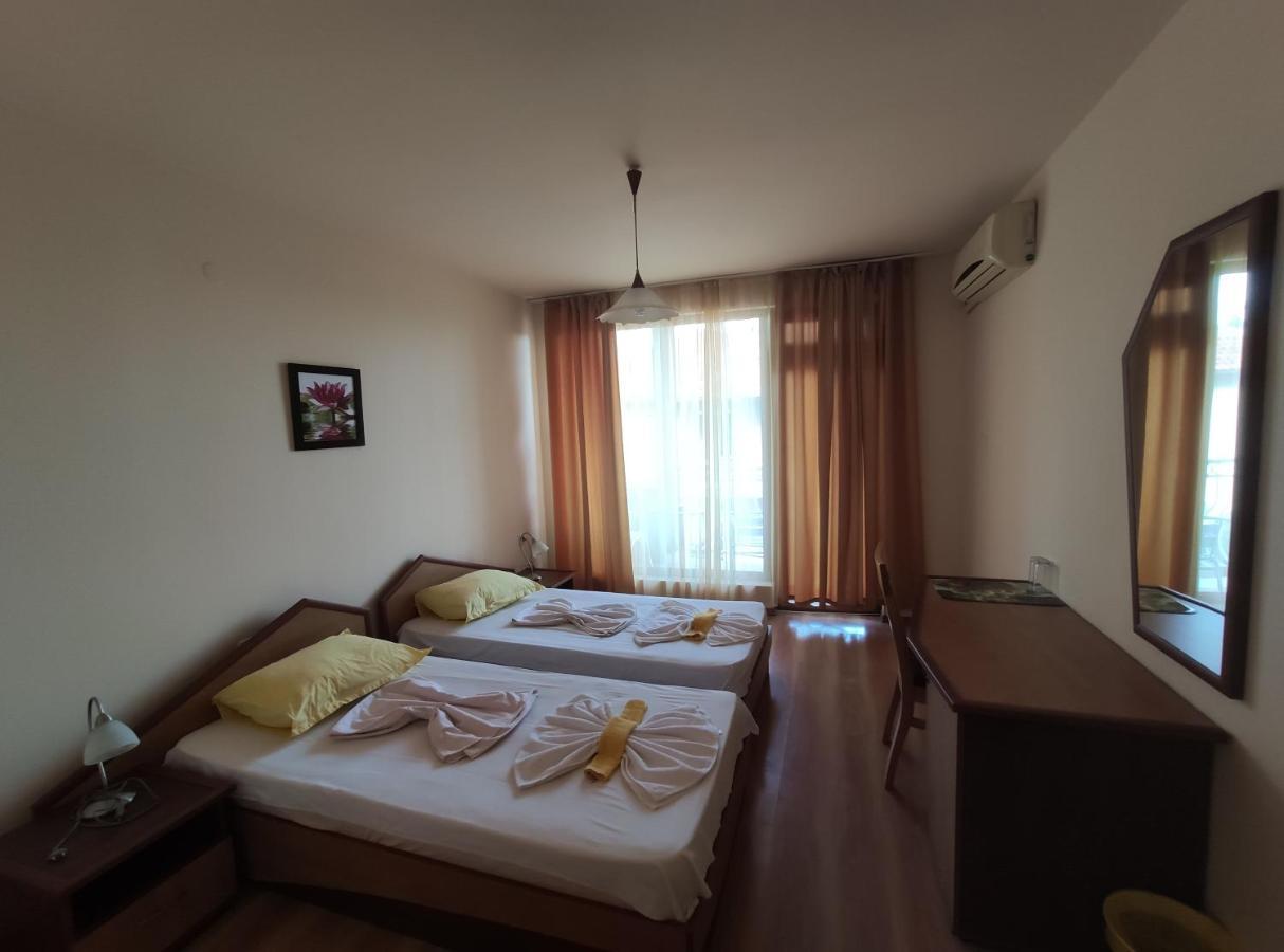 Family Hotel Denica Obzor Zewnętrze zdjęcie